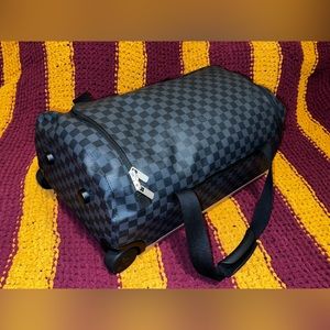 Louis Vuitton Horizon Soft Duffle 55 Grey Luggage